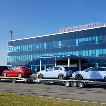 Nošovický závod Hyundai daroval tři auta Autodromu Most!