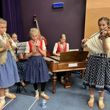Together for Dreams | We Support Talented Students